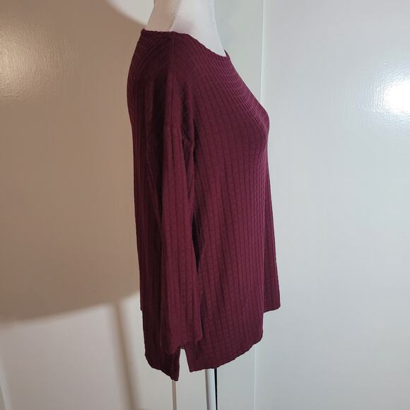 J. Jill	Size	XS Wearever Collection Square Design 3/4 Sleeve Maroon Tunic Top - Picture 2 of 9